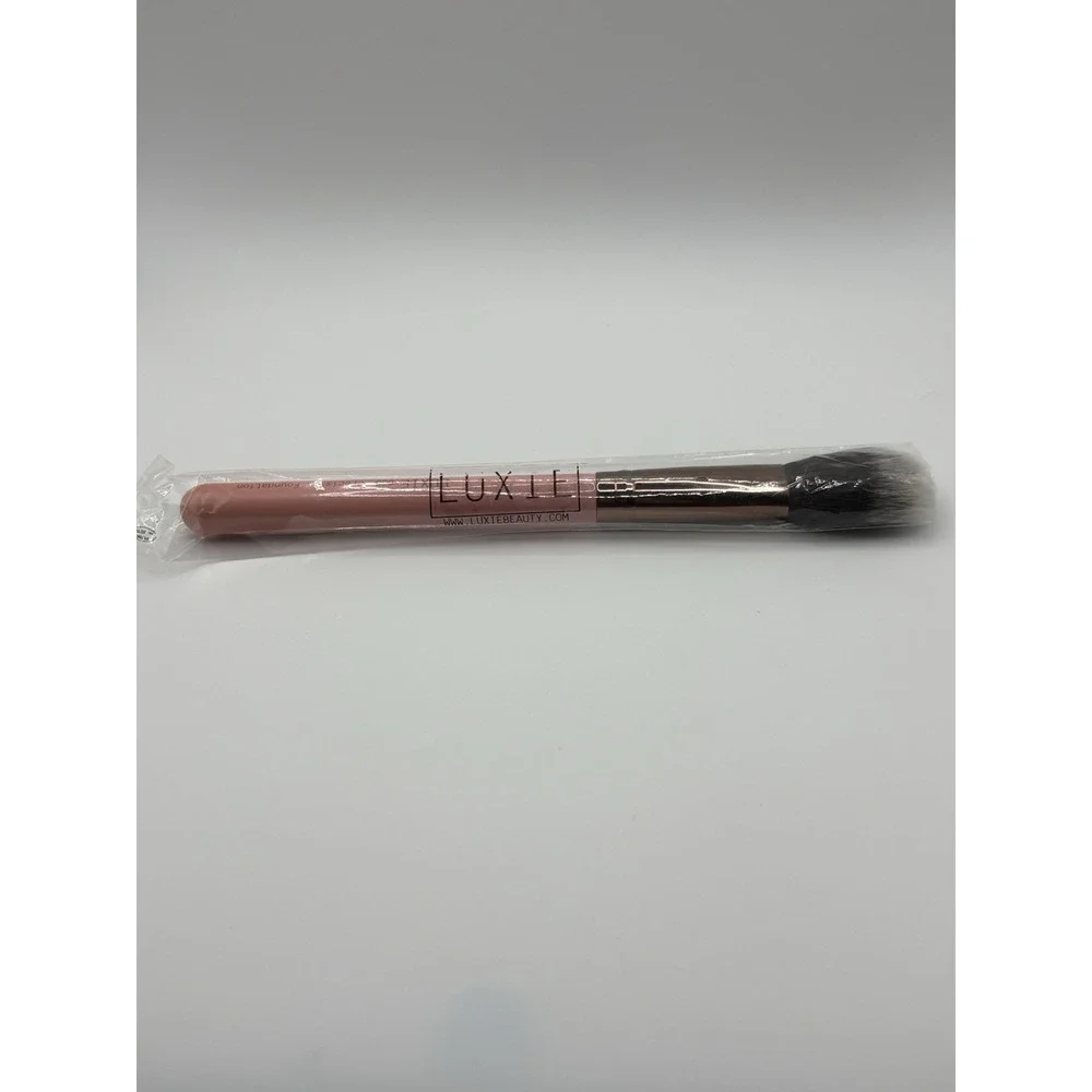 Luxie Beauty 660 Precision Foundation Brush Pink Makeup Tool New in Wrapper 7